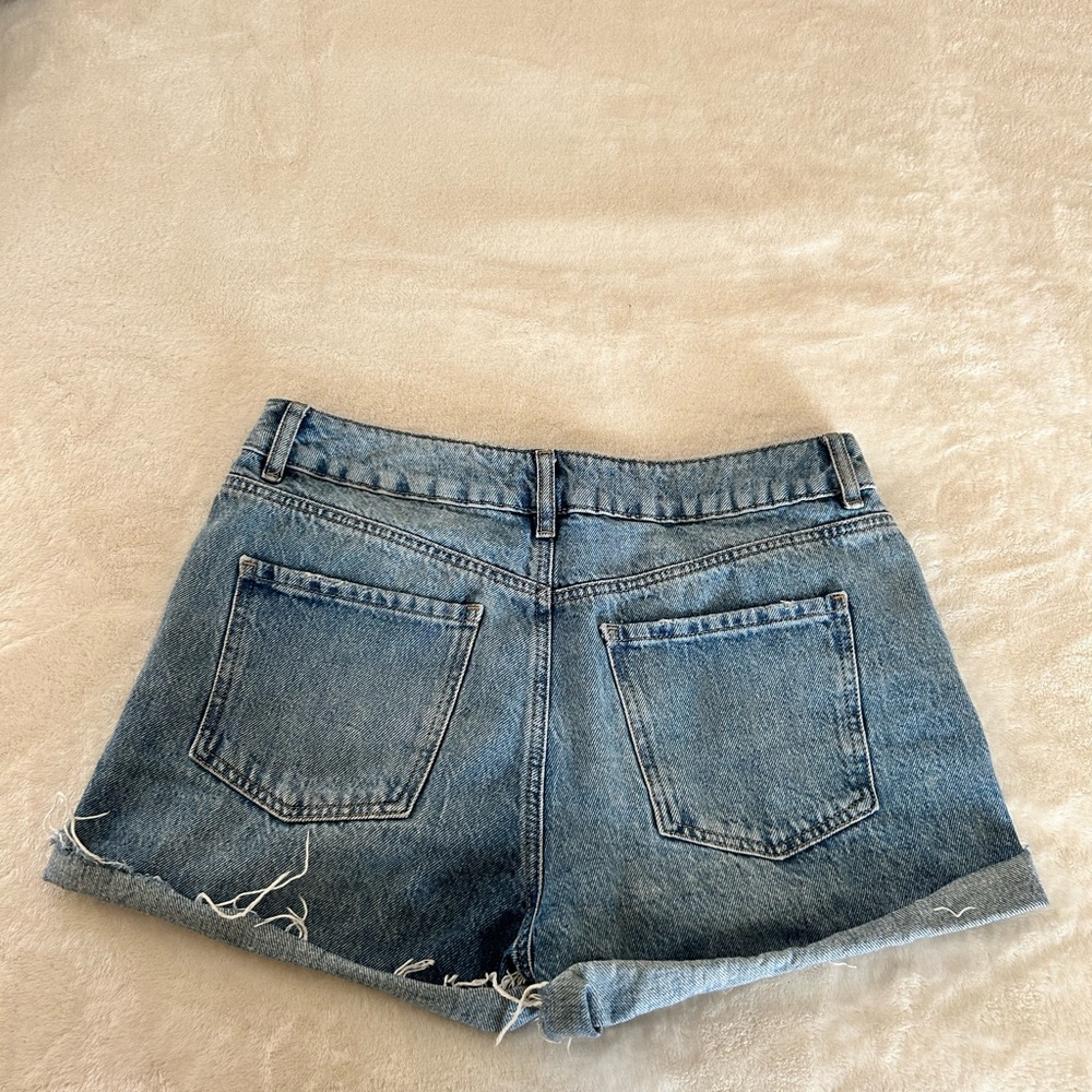 GARAGE DENIM MOM JEAN SHORTS